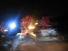 אופניים בלילה
