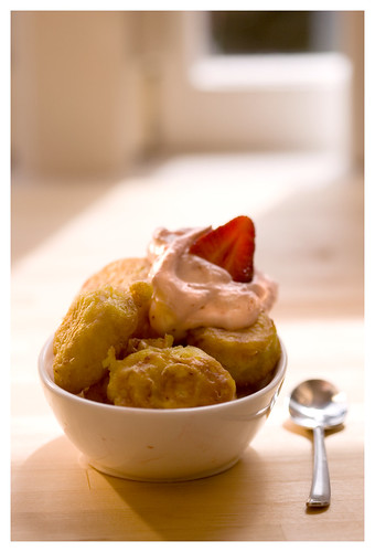 Banana Fritters with Strawberry Cream