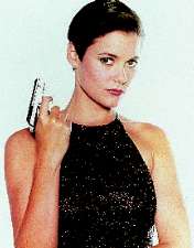 carey-lowell pam bouvier licence to kill