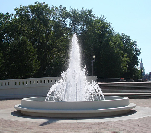 Wabash Landing Fountain