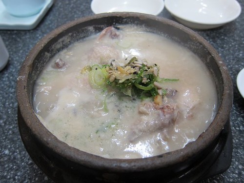 2011.6.1 首爾有名的土俗村蔘雞湯