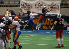 Keith Recker stretches out for his second TD catch, a 10-yarder.  Evansville Bluecats 33 @ Fort Wayne Freedom 31, May 20, 2006  Evansville Bluecats 33 @ Fort Wayne Freedom 31, May 20, 2006