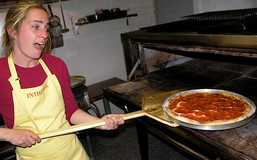 Wendy makes pizza