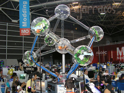 Algunos ordenadores de la Campus Party 2006