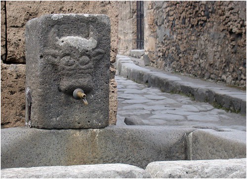 Pompeii Trough