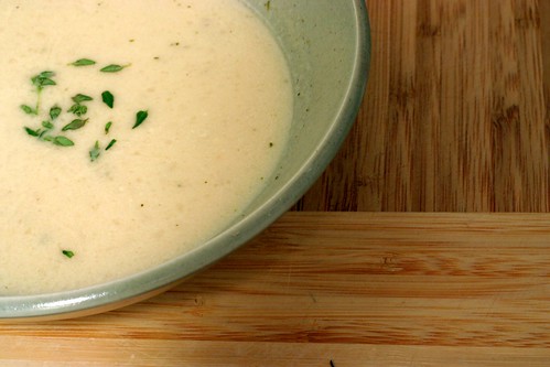 Roasted Garlic Soup