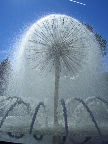 Фонтан Одуванчик \ Dandelion fountain