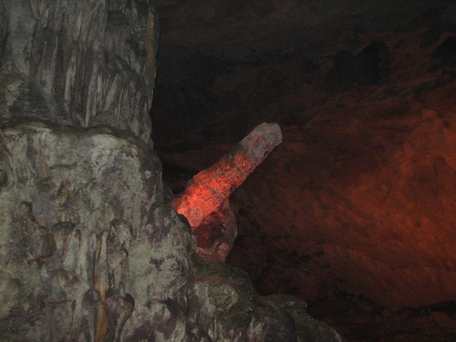 Ha Long Bay - surprising cave