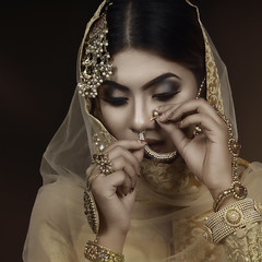 Akhi as bride