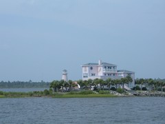 Shallotte Inlet, Unusual ICW House