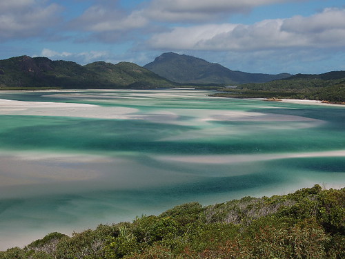 Whitehaven Beach at low tide