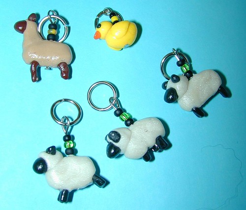 Mouse's stitch markers