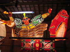 Link to my picture set on the Mitama Matsuri festival at Yasukuni Shrine, 2006