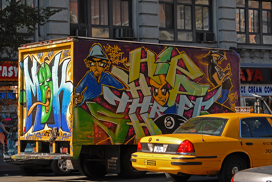 truck graffitti