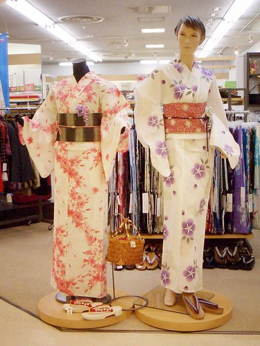 yukata ( summer kimono )