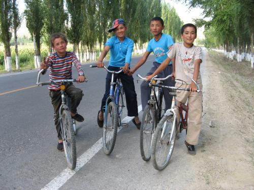 Local biker boys - Alatube (Alatudo), western China
