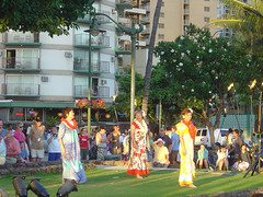 Kuhio Beach - Dancers