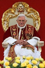 Pope Benedict enthroned in Poland2