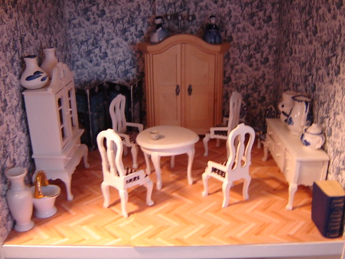 A peaceful day in the dollhouse
