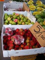 fruit at the keauhou farmer's market