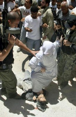 West Bank - Palestinian Collaborator Executed 08/15/06