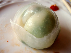 snow pea leaf dumpling