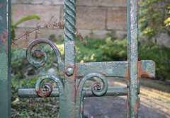 Iron gate latch