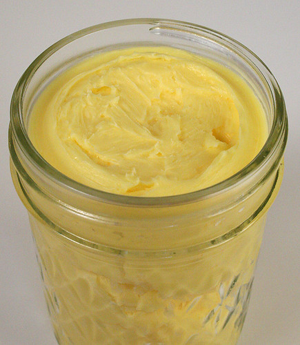 Making homemade organic butter - 9