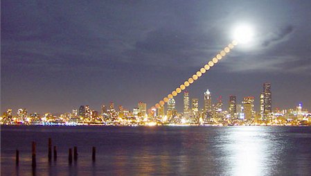 Luna sobre Seattle
