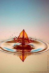 Bell - Liquid Sculpture - Fine art photography of drops and splashes (c)2006 Martin Waugh