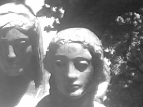 Statues of Sisters in Stephens Green