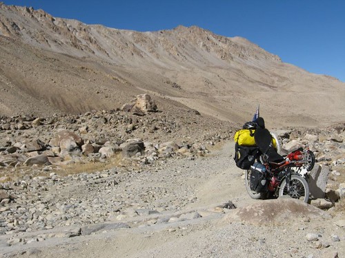 What a road! Steep, rocky, sandy - Khargush Pass (4300m), Tajikistan / こりゃ道路じゃない!(タジキスタン、ハルグシュ峠(4300m))