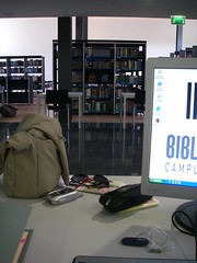 A trabalhar nos PCs da nova biblioteca da FCT-UNL