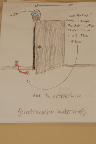 instructions for electrocution bucket trap.jpg