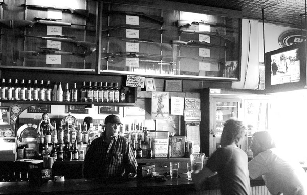 bartender-oxford-inn-600