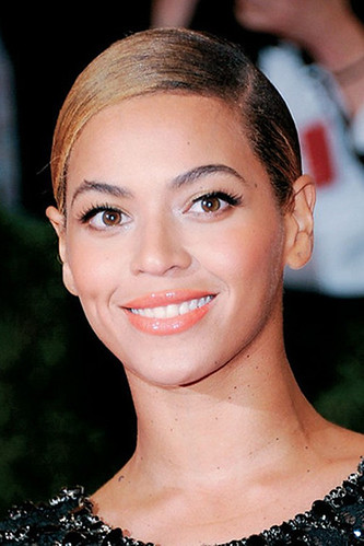 Beyonce celebrity hair