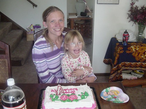 hayley's 4th birthday--cake