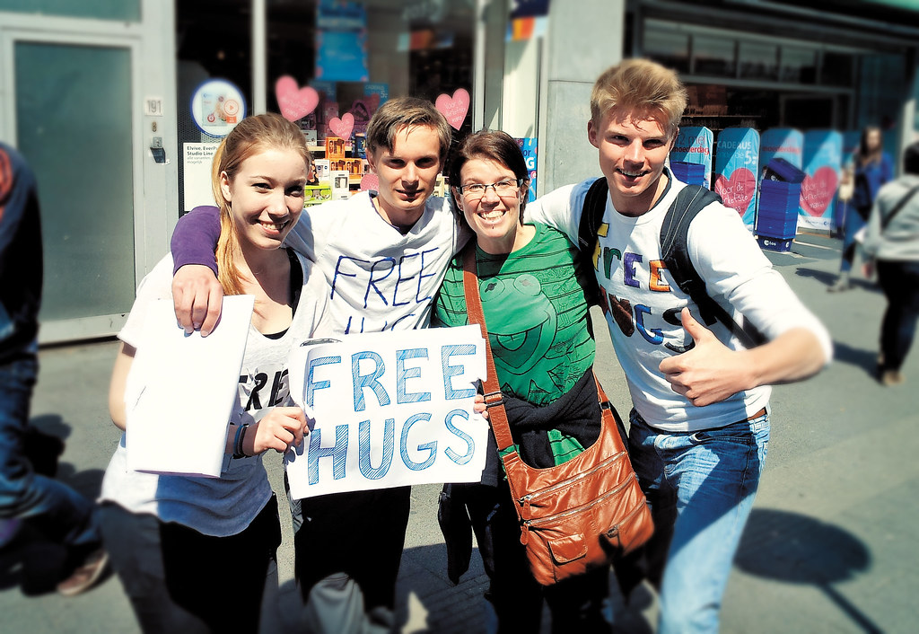 Project 365 - Day 121: FREE HUGS!