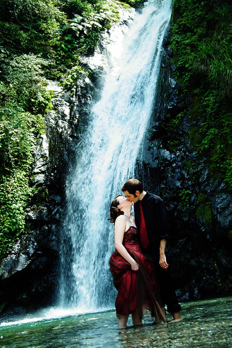 Xinliao waterfall kiss