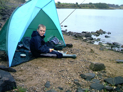 Fishing, Reservoir Barrhead East  Renfrewshire (02/09/06)