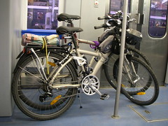 Bicicletas dentro do comboio