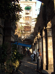 Bombay's arches, and morning routines covered