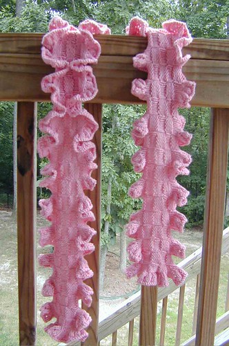 Ruffle Scarf from Holiday Knits