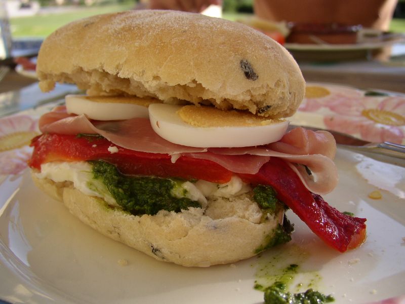 Slashfood's Sandwich Day: Spain-meets-Italy-Sandwich