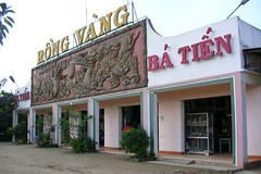 Rong Vang Ba Tien