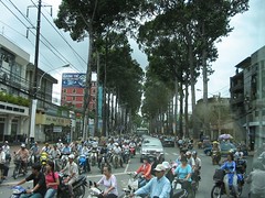 1532f Saigon scooter mania