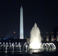 WW2_Washington_Monument.JPG