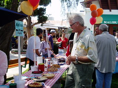 Barry Bostwick at the pie festival