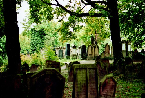 worms_cemetery_view_of_new.jpg