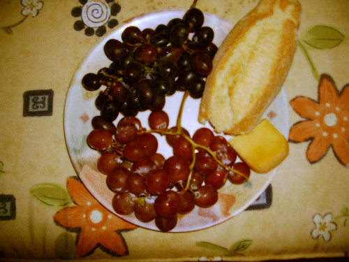 Grapes, Gouda & Birote...
